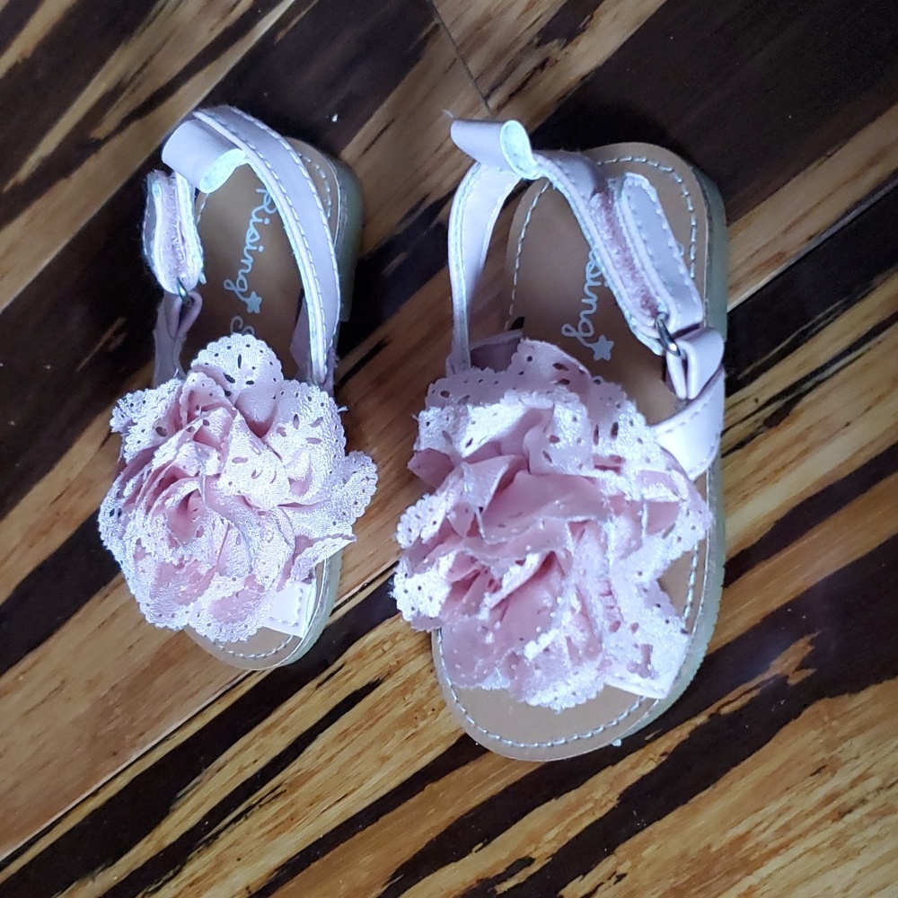 Pink sandals - Picture 2 of 4
